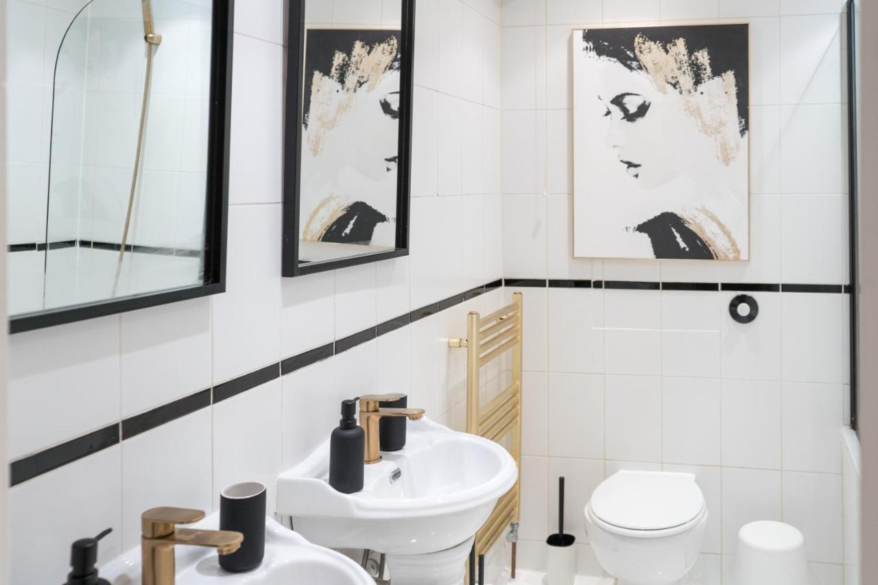Camden Luxury Flat With Private Patio Apartment Лондон Екстериор снимка